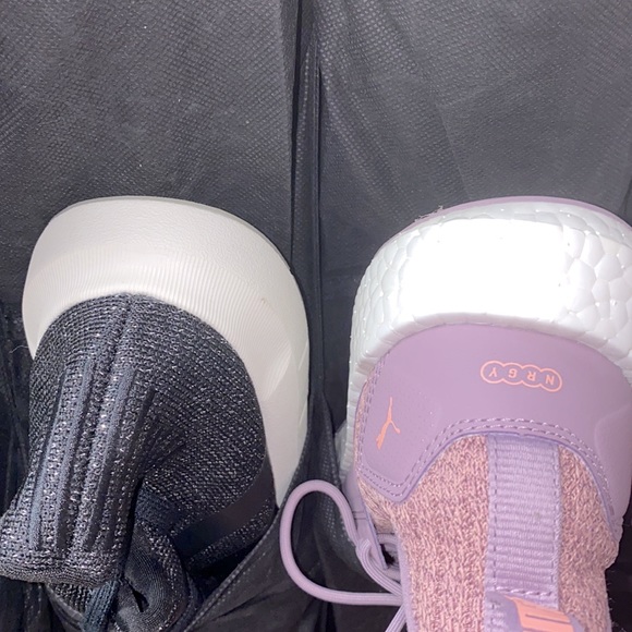 RARE 🆕 SPARKLE ✖️Adidas Swift Run Black - Picture 8 of 8